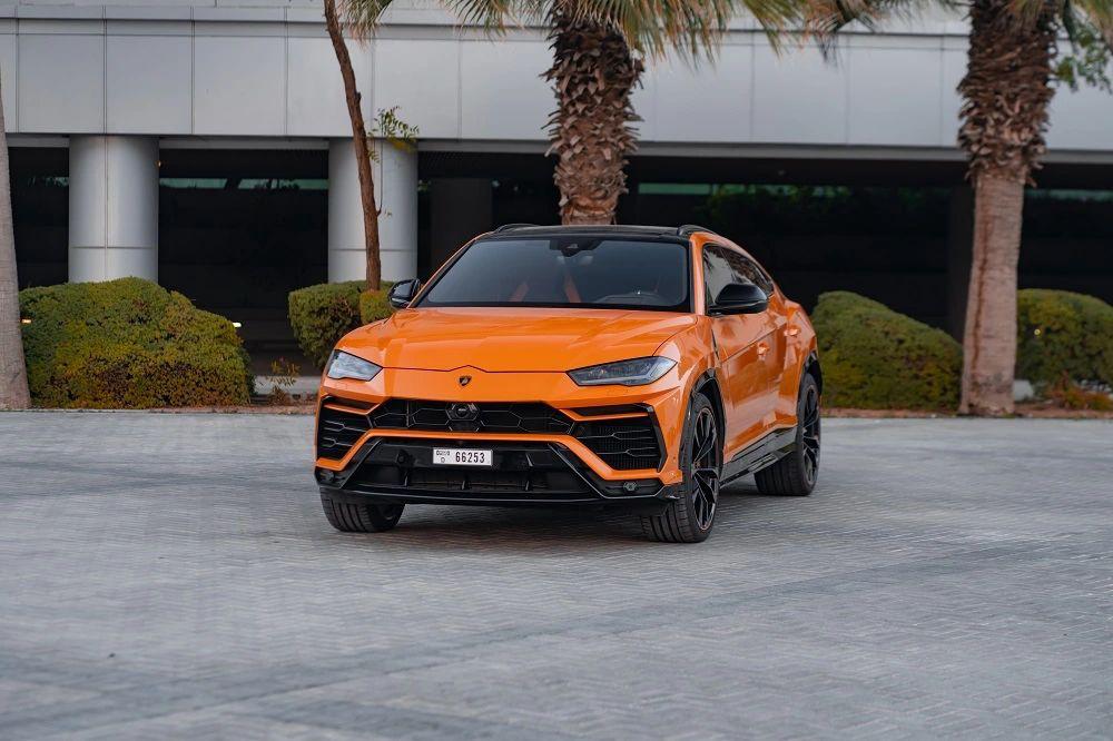 Rent Lamborghini Urus Dubai